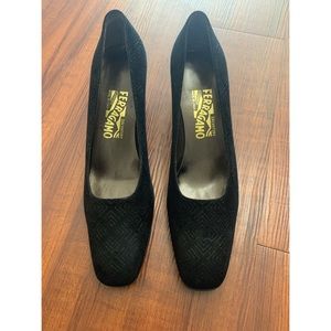 Salvatore Ferragamo Black Pumps